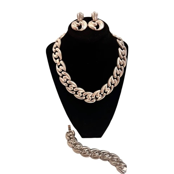 Vintage Chunky Necklace Set with Earrings/Bracelet - Picture 2 of 2